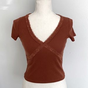 Hollister Brown Ribbed Lace V-Neck Baby Tee, Size XS